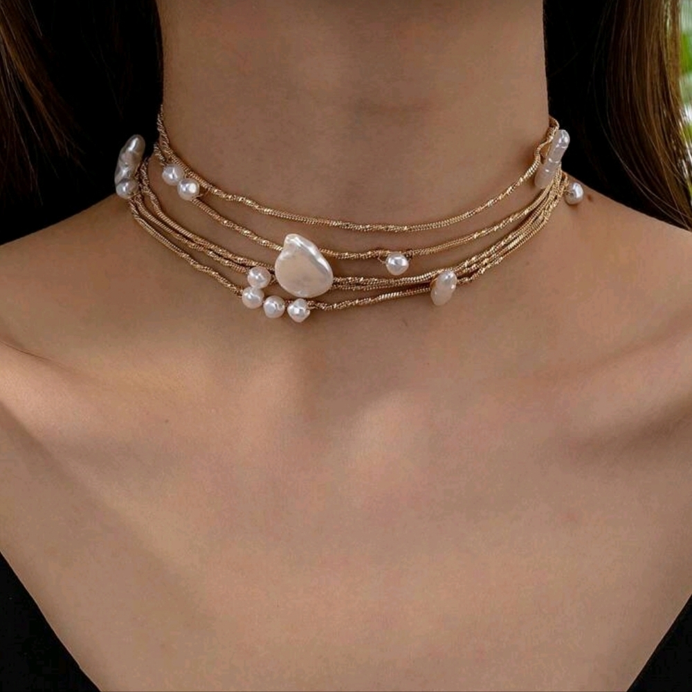 Layered faux pearl necklace; NWOT